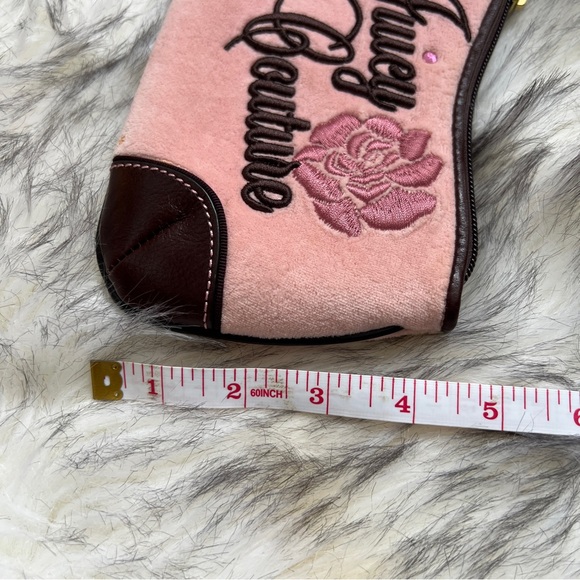 Vintage Juicy Couture Pink Velour Embroidered Wristlet Clutch Bag Y2K - Picture 7 of 7